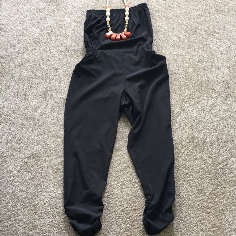 Sleeveless black jumpsuit